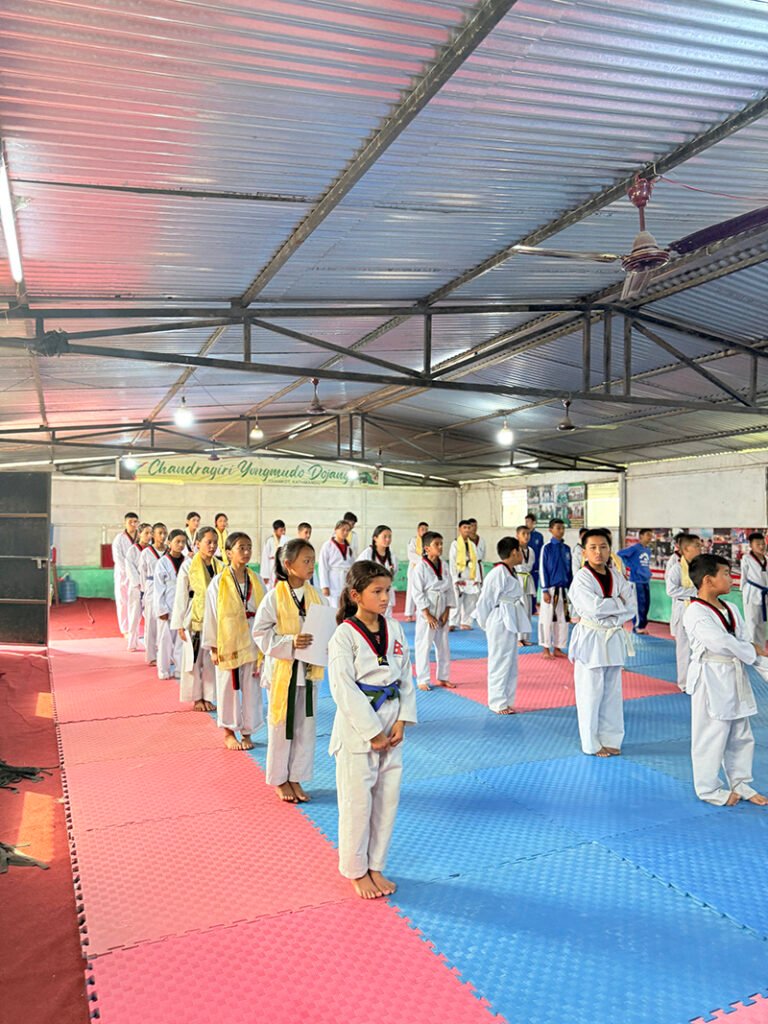 पदक विजेता खेलाडीहरुलाई सम्मान गरियो